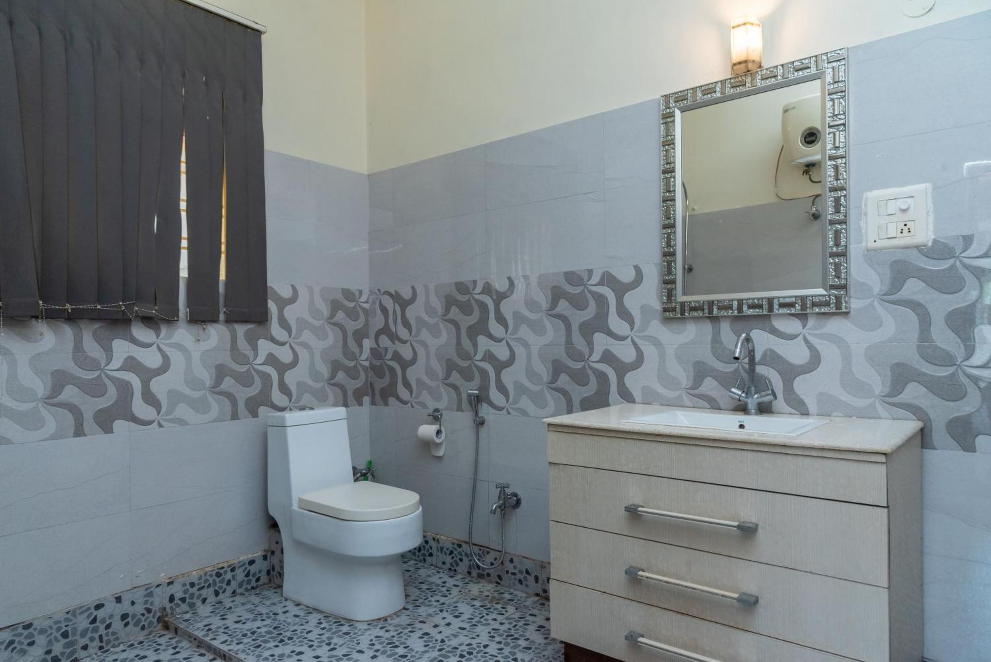 The Urban Grandeur 1 Bed and Breakfast Γουβαχάτι Εξωτερικό φωτογραφία