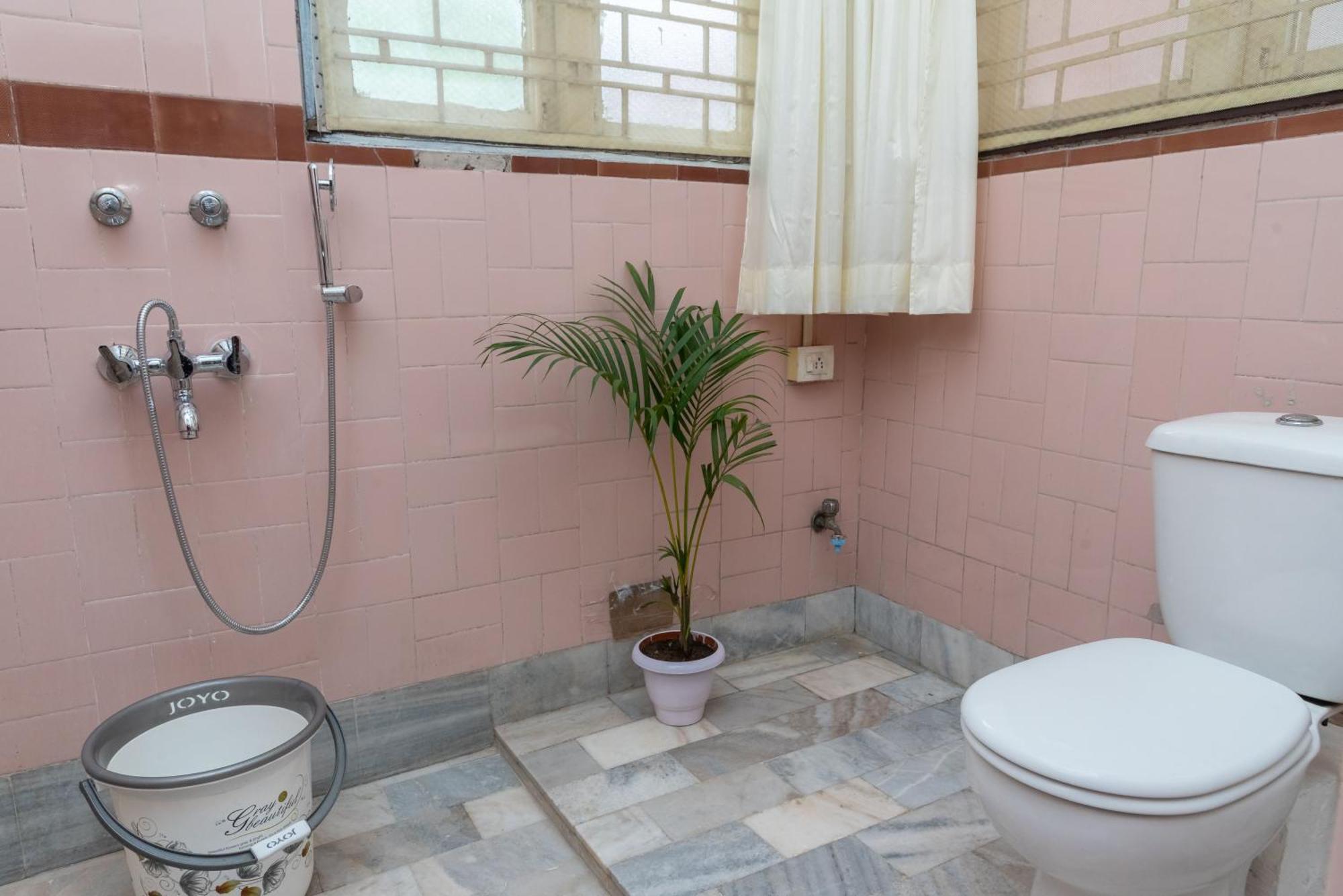 The Urban Grandeur 1 Bed and Breakfast Γουβαχάτι Εξωτερικό φωτογραφία