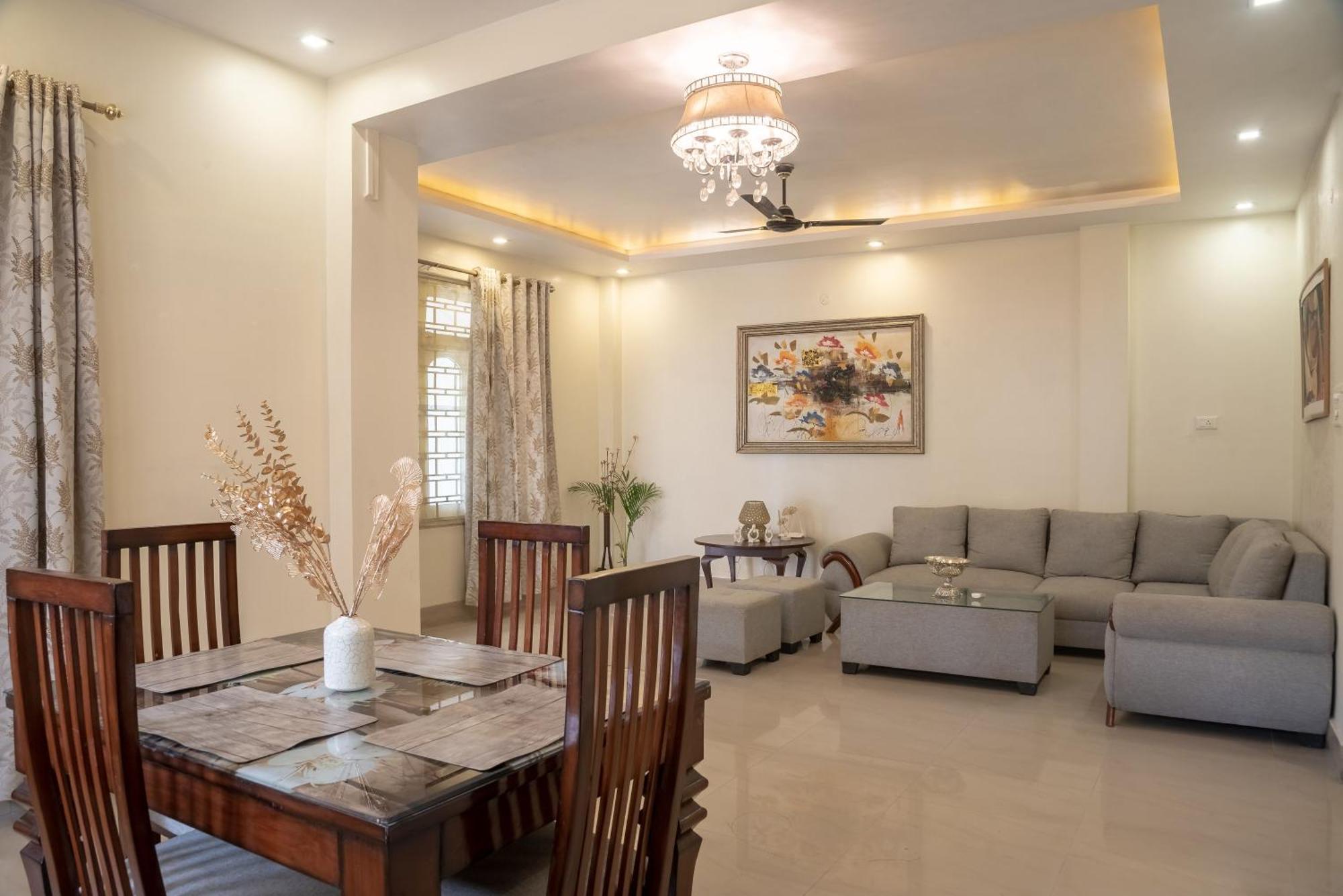 The Urban Grandeur 1 Bed and Breakfast Γουβαχάτι Εξωτερικό φωτογραφία