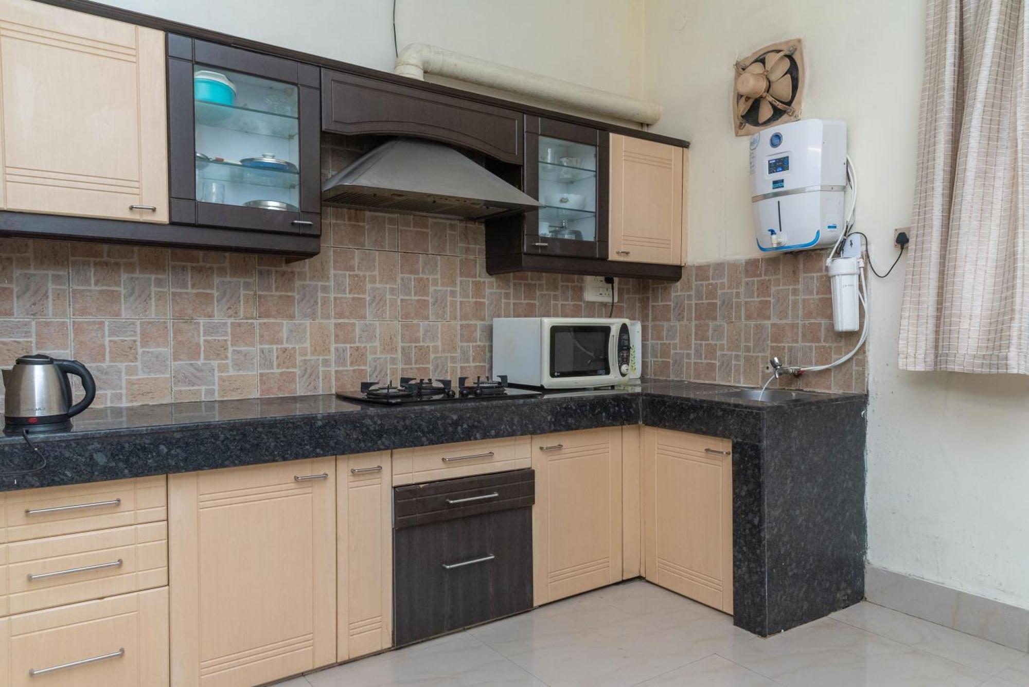The Urban Grandeur 1 Bed and Breakfast Γουβαχάτι Εξωτερικό φωτογραφία