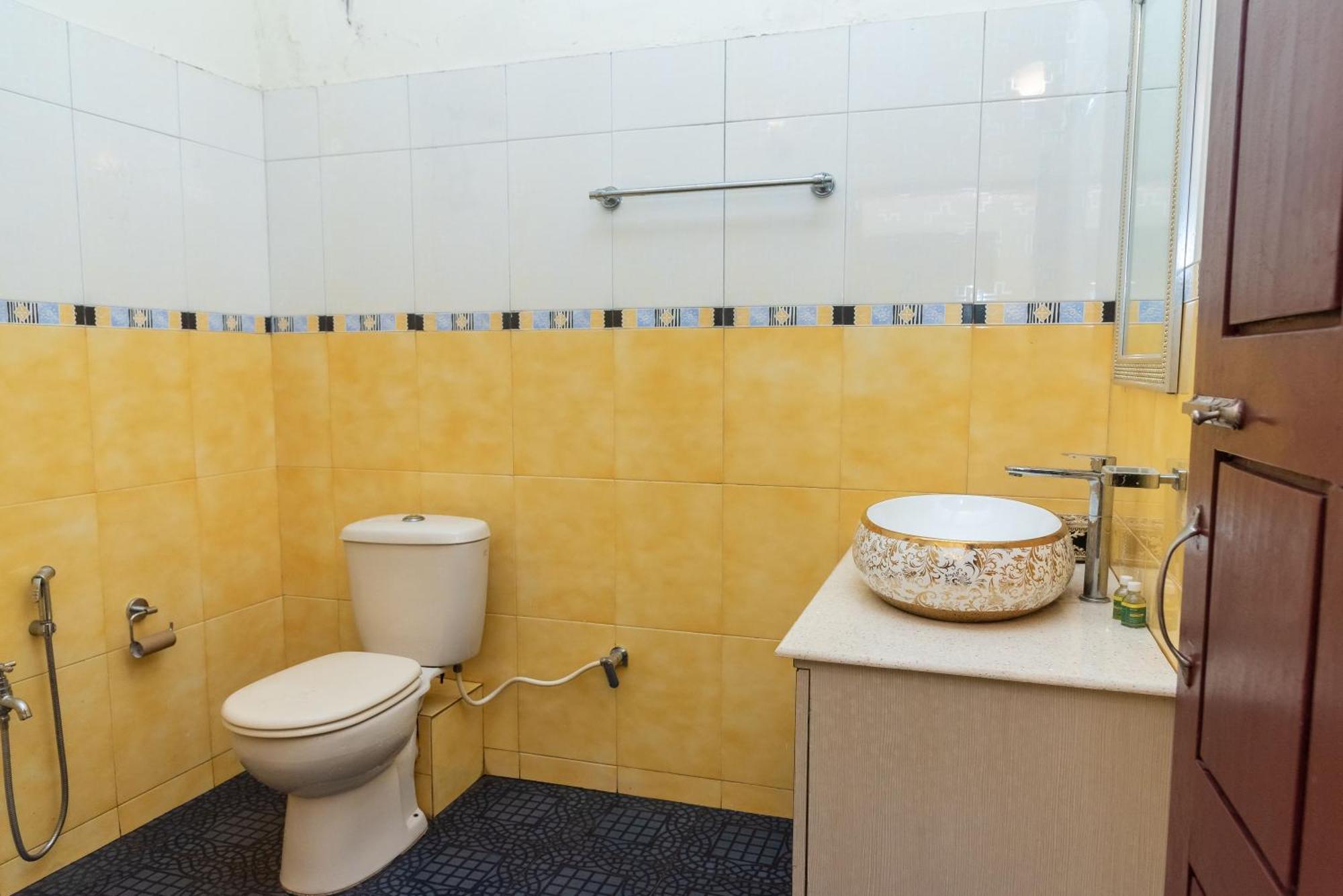 The Urban Grandeur 1 Bed and Breakfast Γουβαχάτι Εξωτερικό φωτογραφία