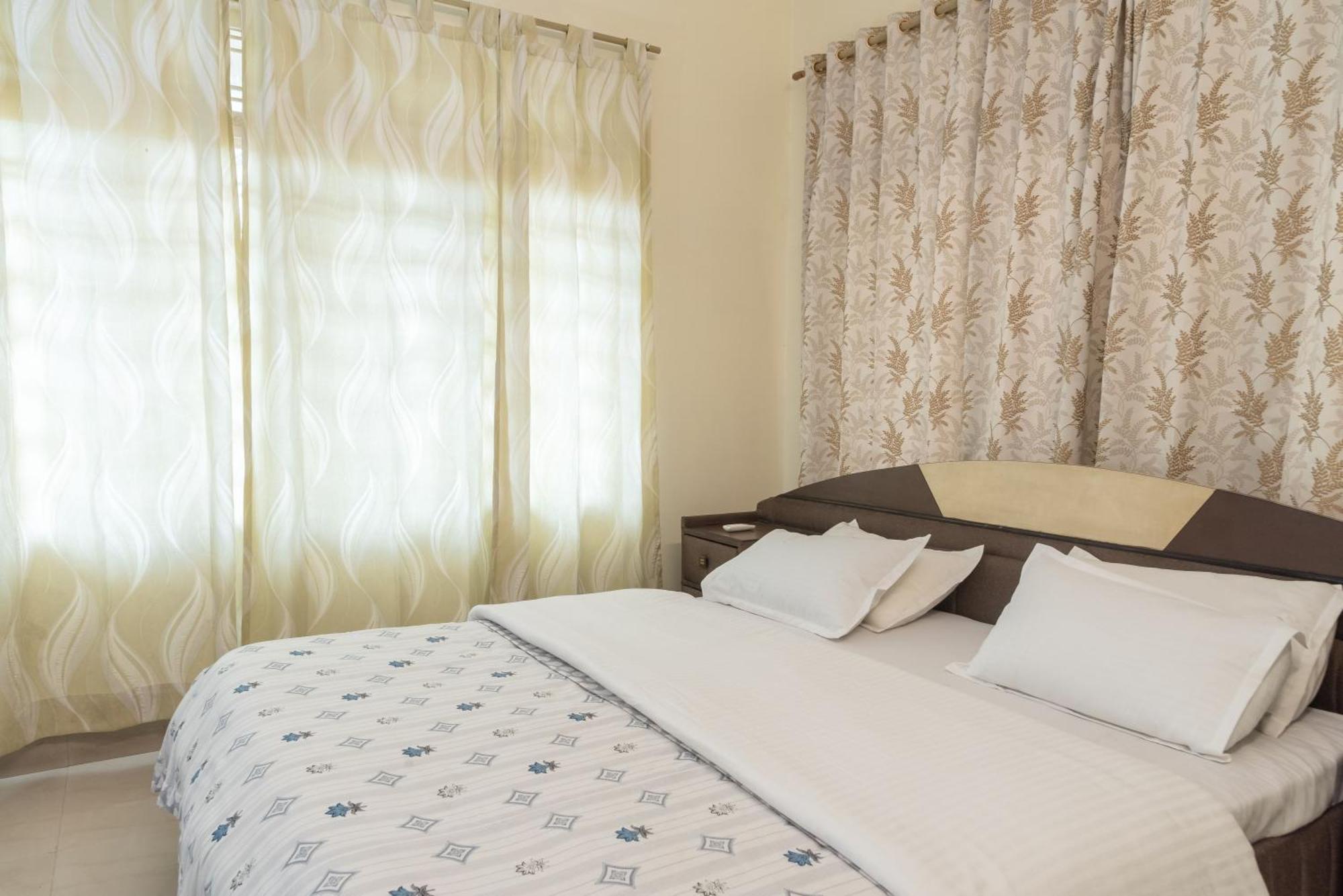 The Urban Grandeur 1 Bed and Breakfast Γουβαχάτι Εξωτερικό φωτογραφία